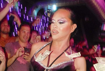 Sasha Colby at Pitchers #67